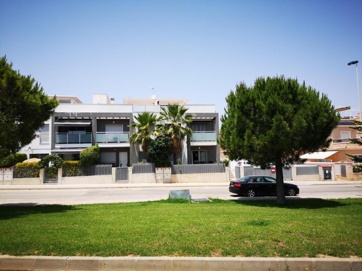 Bungalow En Punta Prima 2 Dormitorios Y Piscina Torrevieja Exterior foto